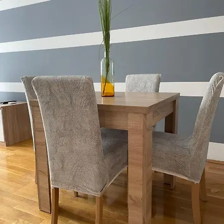 Apartment Naki *