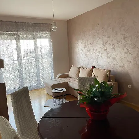 Naki Apartment *